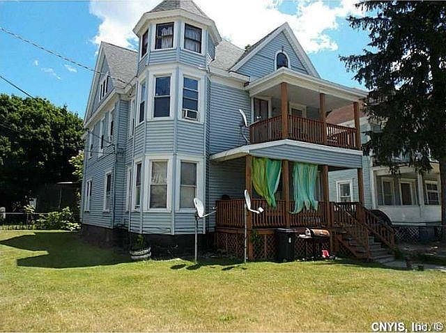 1st image of 2003 S Salina St