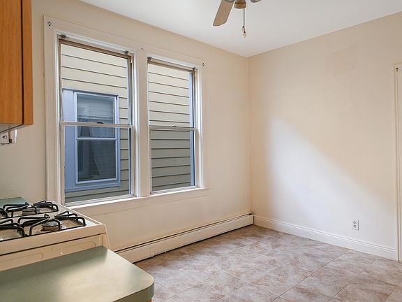 2nd image of 322 Virginia Ave Floor 2R