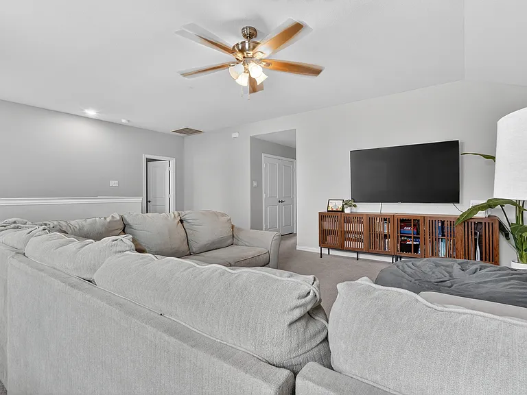 480 Pebble Brook Ln — Photo 26