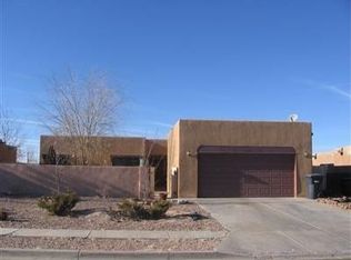 7521 Kachina Loop, Santa Fe, NM 87507