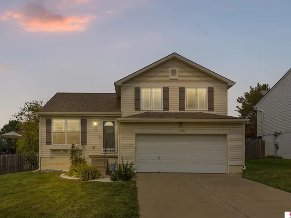 11208 Girard St, Omaha, NE 68142