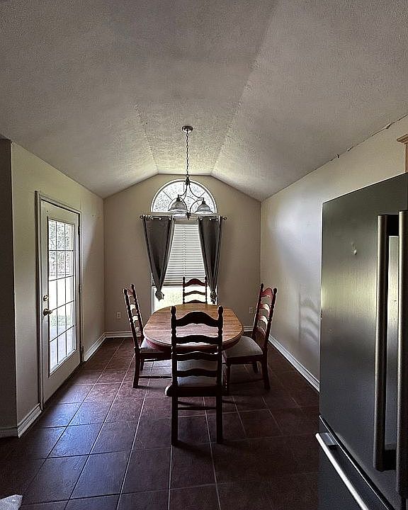 1st image of 2304 Colgate Cir