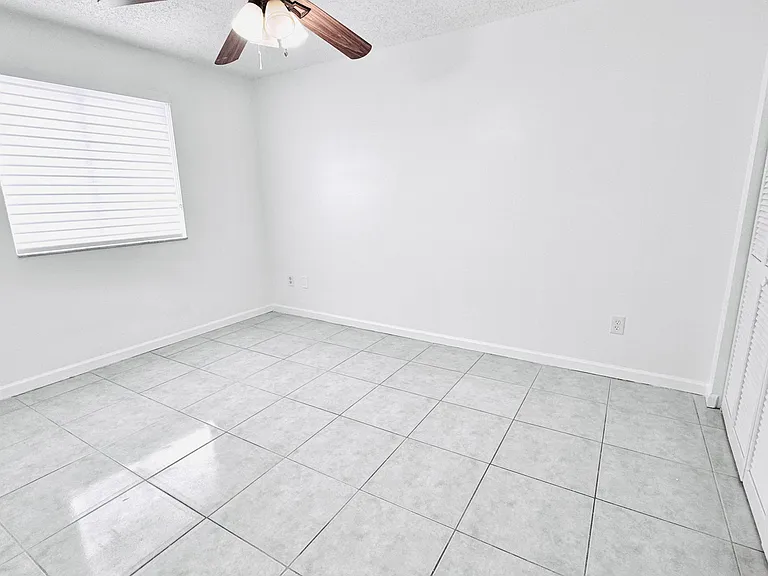 15773 SW 74th St — Photo 8