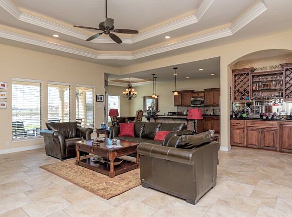 3rd image of 24 Hacienda Dr