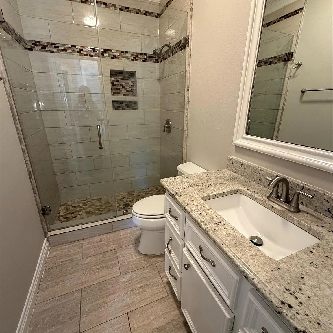 5 bed, 3.5 bath, 2595 sqft, $3,500 — Photo 4