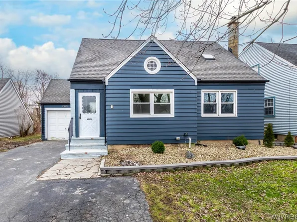 1630 Love Rd, Grand Island, NY 14072