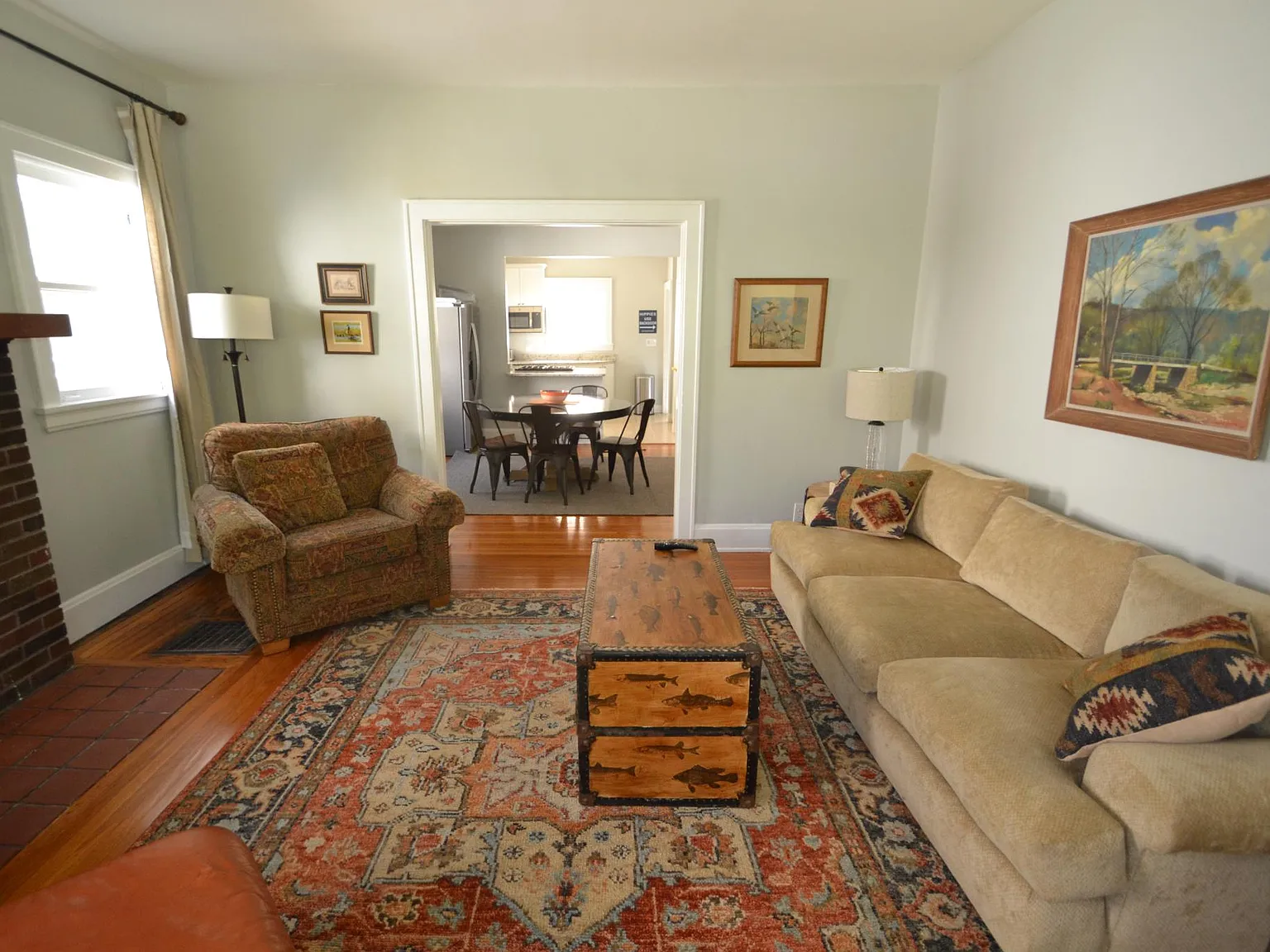 3 bed, 1600 sqft, $2,200 — Photo 3