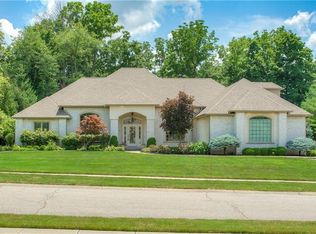 11 Forrests Edge Ct, Indianapolis, IN 46227