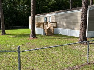 134 Shady View Dr, Raeford, NC 28376