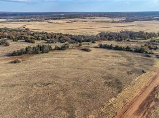 7335 Meadowlake Ct #9, Guthrie, OK 73044