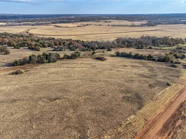 7635 Mustang Cv #5, Guthrie, OK 73044