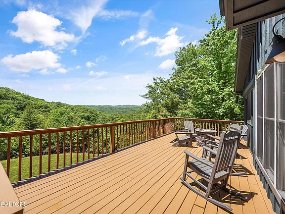 33rd image of 2122 Dove Ridge Ln