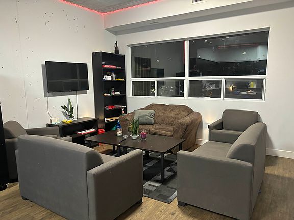 4th image of 167 King St N #1002