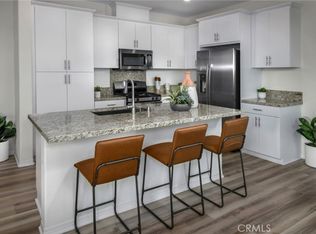 2447 Powell Dr, Rialto, CA 92377