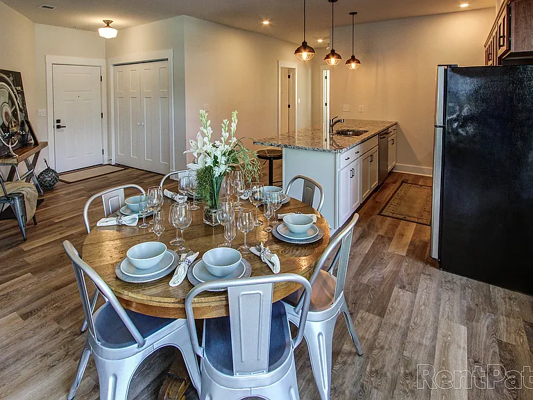 246 West Ave #206 — Photo 16