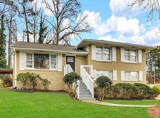 3040 Barksdale Cir, East Pt, GA 30344