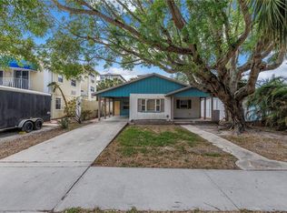 554 Canal Rd, Sarasota, FL 34242