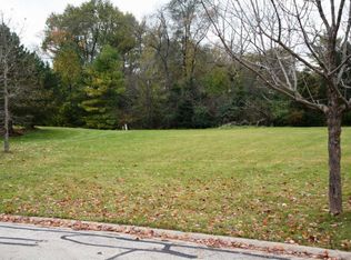 7271 Rfd, Long Grove, IL