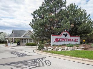 N22W24010 Cloister Cir, Pewaukee, WI 53072