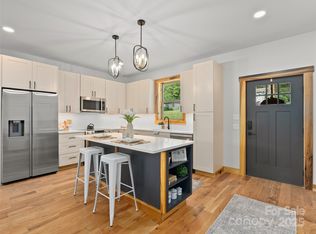 292 County Rd, Waynesville, NC 28785