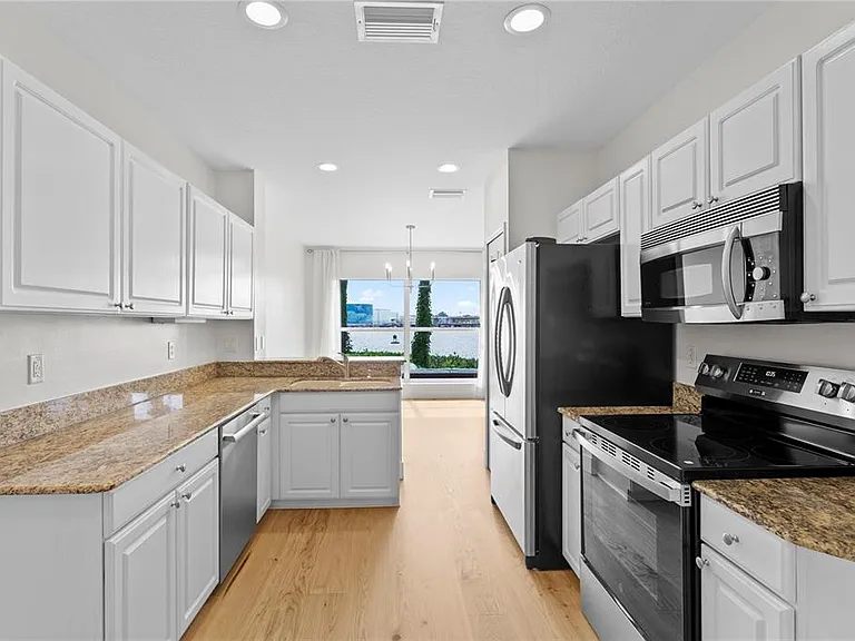 1119 Shipwatch Cir — Photo 19