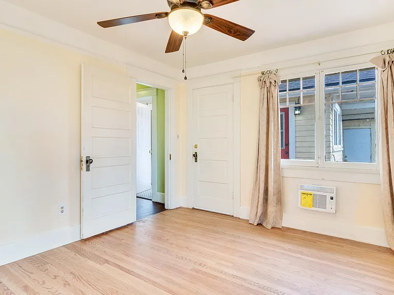 606 Cypress Cir — Photo 20