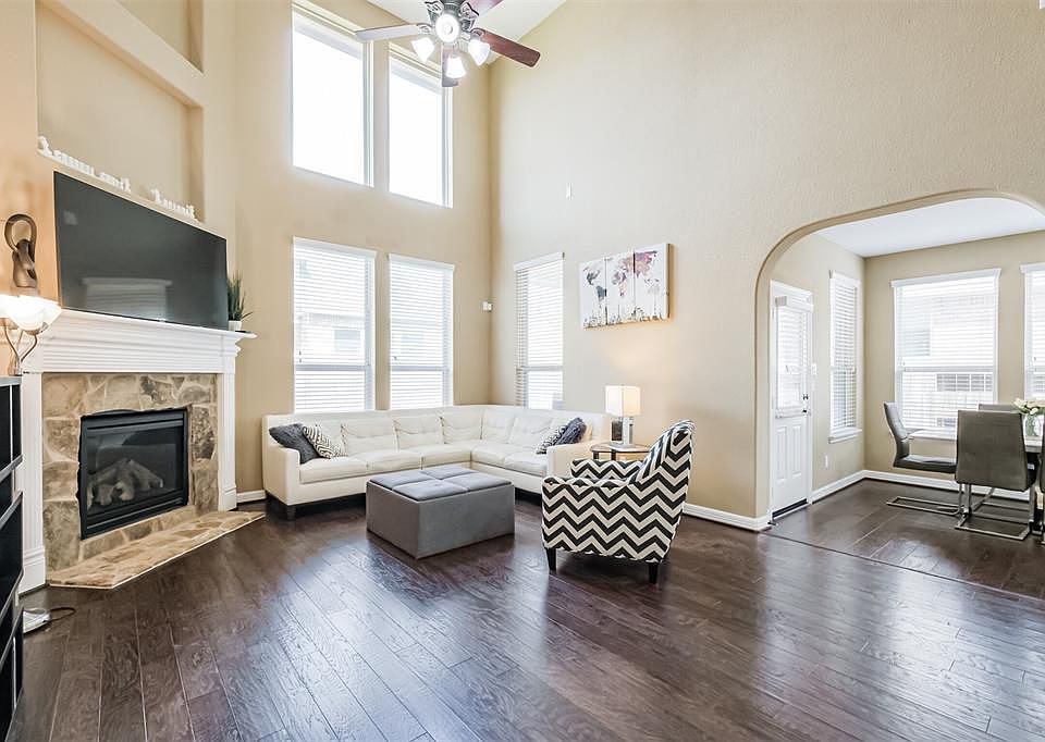 1st image of 28806 Crested Butte Dr