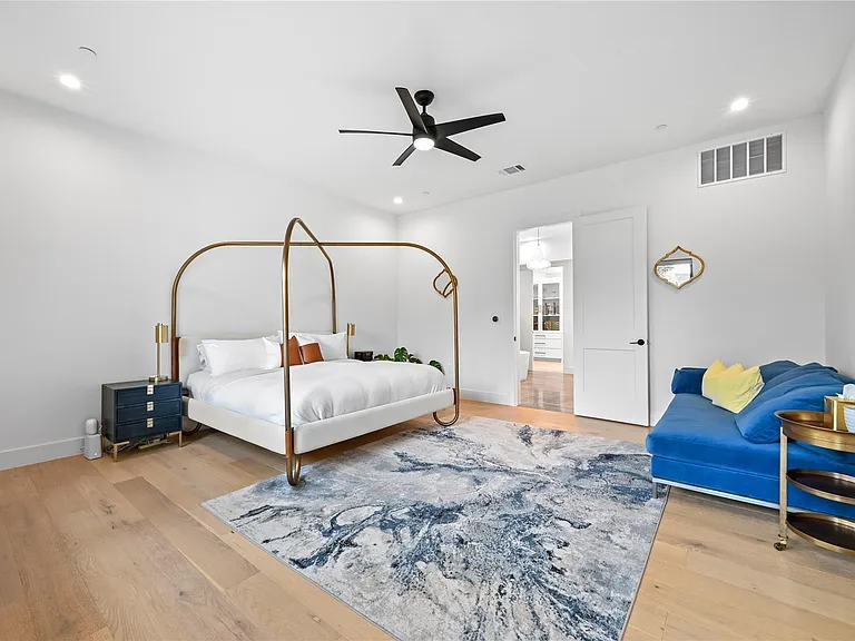 308 Briarwood Trl — Photo 17