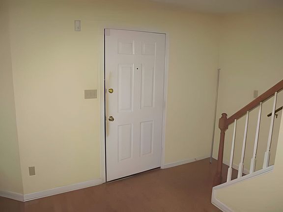 3rd image of 4646 Briarwood Dr