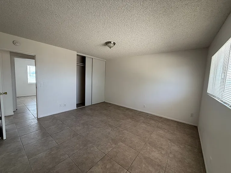 15991 N Culver Rd — Photo 7