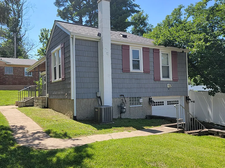 8739 Grant Rd — Photo 2