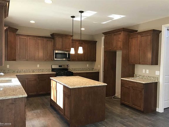 4th image of 3162 Ramzi Ln