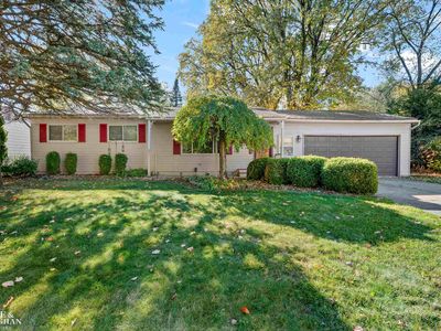 2250 Lee Ave, Shelby Township, MI, 48317