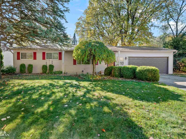 2250 Lee Ave, Shelby Township, MI 48317