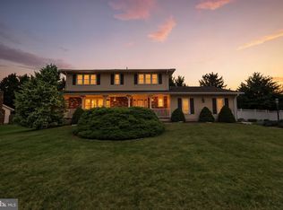 14 Baggaley Rd, Hamilton, NJ 08690