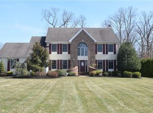 244 Fresh Ponds Rd, Monroe Township, NJ 08831