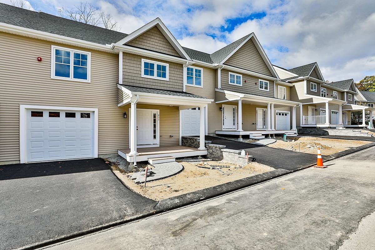 213 Woodview Way, Manchester, NH 03102 Zillow