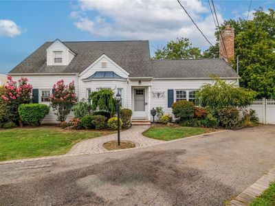 26 Court Street, Oceanside, NY, 11572