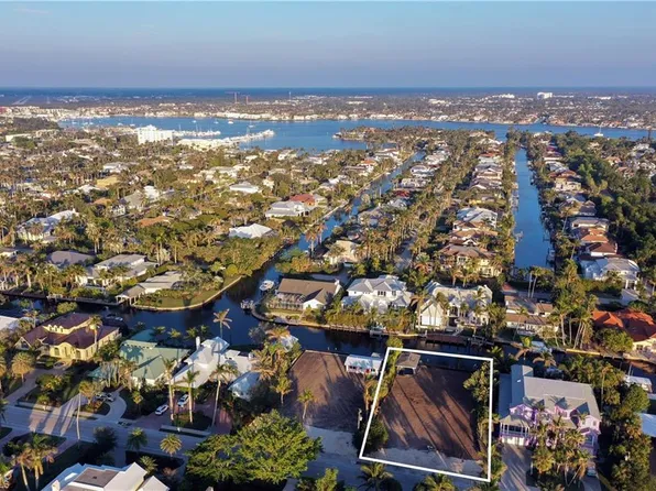 1725 3rd ST S, NAPLES, FL 34102