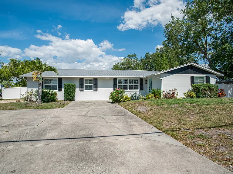 6007 Beneva Rd — Photo 34