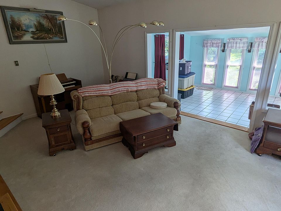 SIYT出品 2368 Troy Schenectady Road, Niskayuna, NY 12309 | Zillow