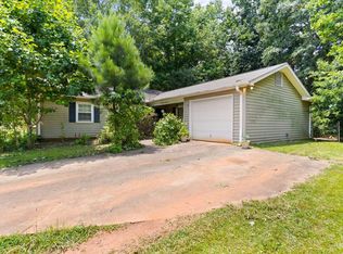 217 Hunters Trl, Greenville, SC 29615