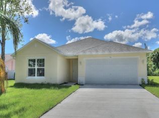 790 Tuxedo Ter, Sebastian, FL 32958