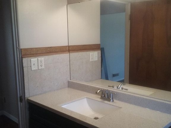 2nd image of 3908 N New York Ave
