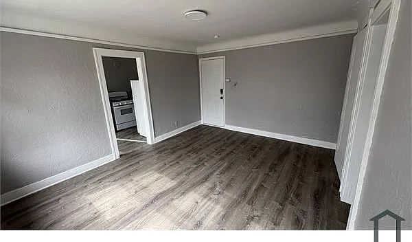 7825 Chase Rd #1B — Photo 1