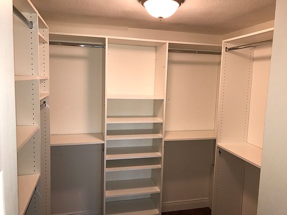 Master California.closet