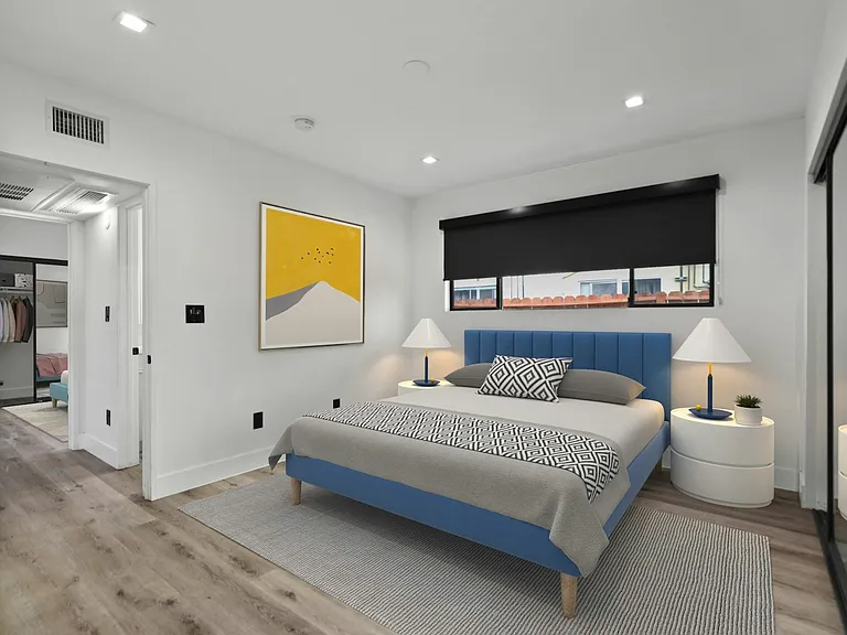 955 N Oxford Ave #4 — Photo 14