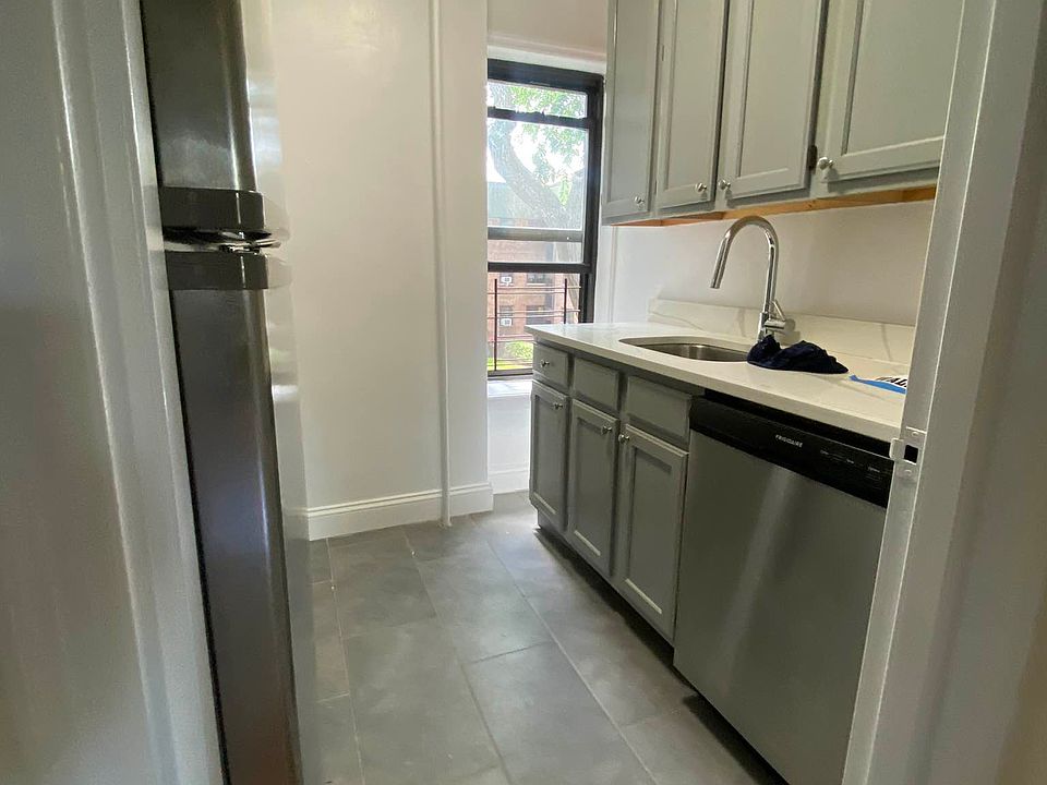 1st image of 20-05 21st St #1