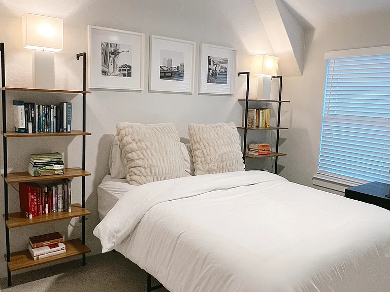 guest room 1