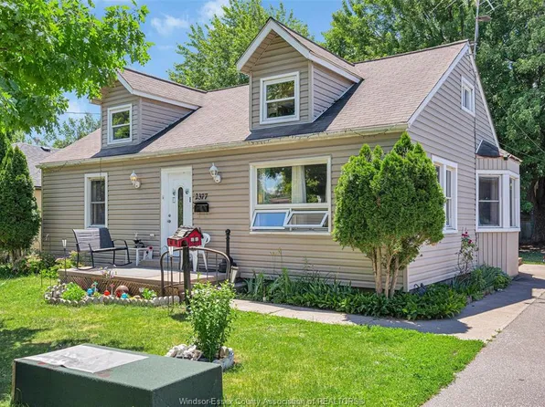 2377 Arthur Rd, Windsor, ON N8W 4V6
